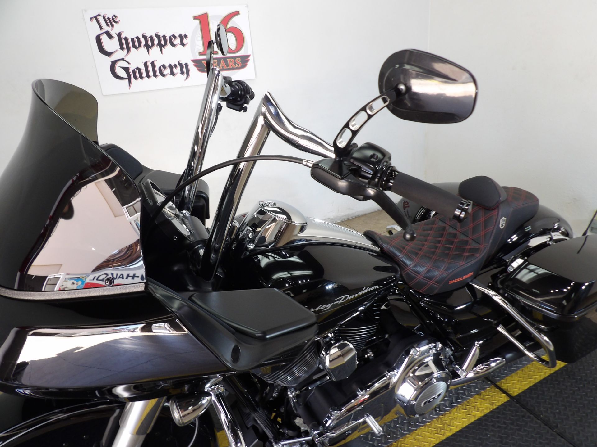 2013 Harley-Davidson Road Glide® Custom in Temecula, California - Photo 24