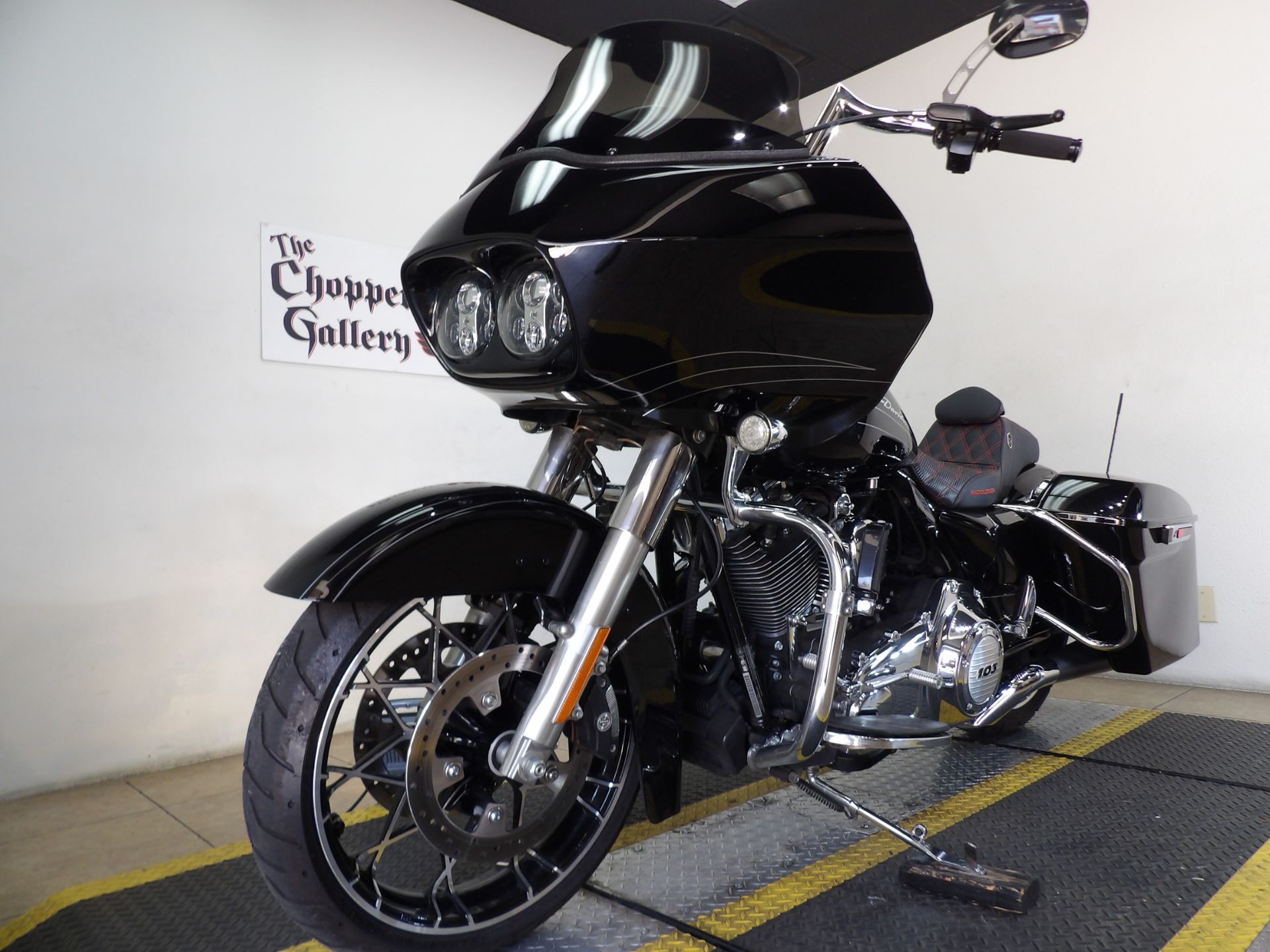 2013 Harley-Davidson Road Glide® Custom in Temecula, California - Photo 35