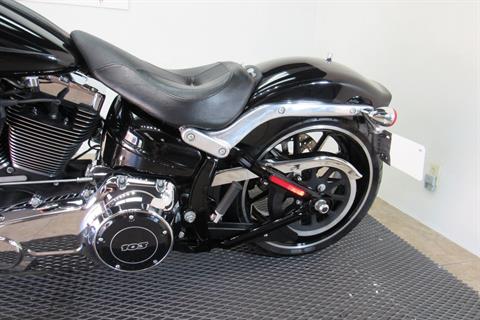 2013 Harley-Davidson Softail® Breakout® in Temecula, California - Photo 28
