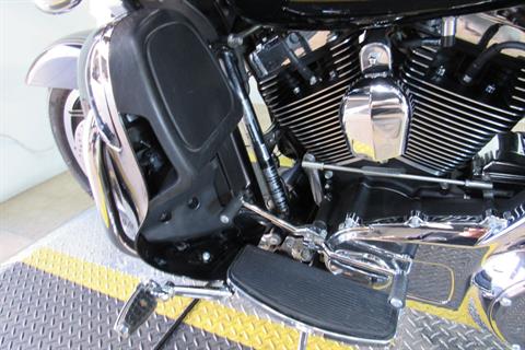 2016 Harley-Davidson Road Glide® Ultra in Temecula, California - Photo 16