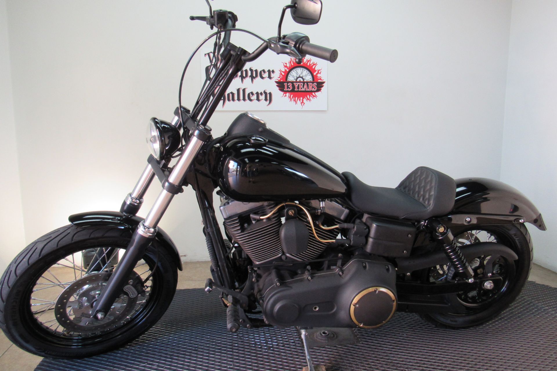 2006 Harley-Davidson Dyna™ Street Bob™ in Temecula, California - Photo 19