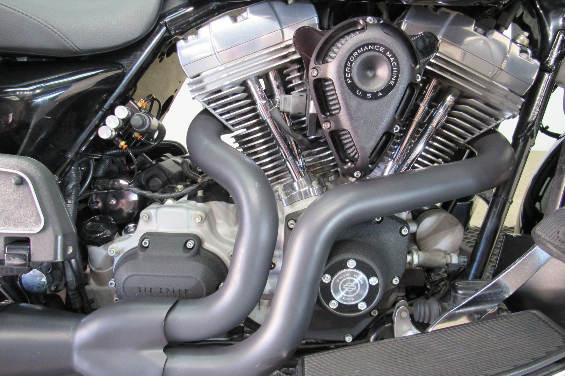 2008 Harley-Davidson Electra Glide® Standard in Temecula, California - Photo 11