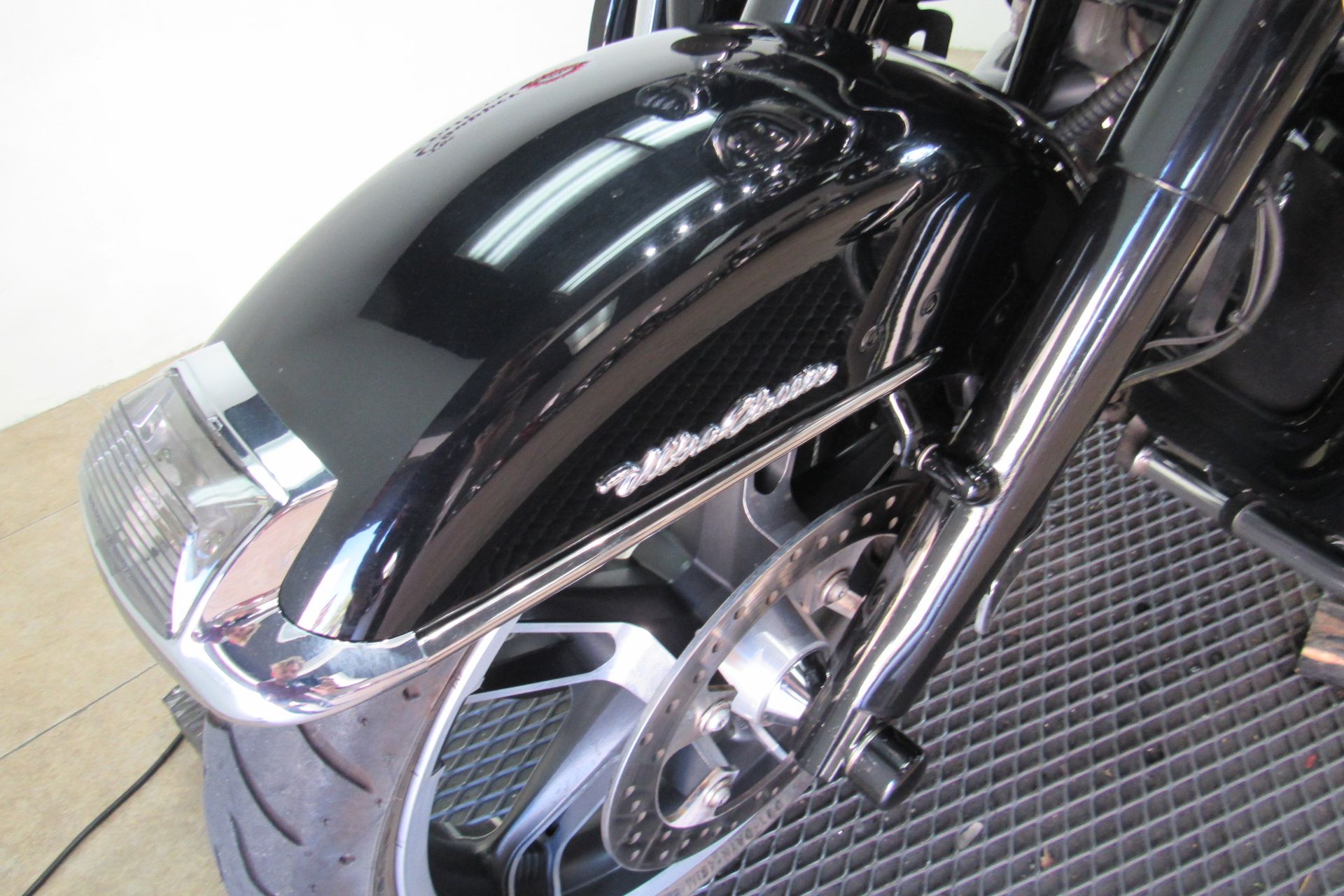 2008 Harley-Davidson Electra Glide® Standard in Temecula, California - Photo 22