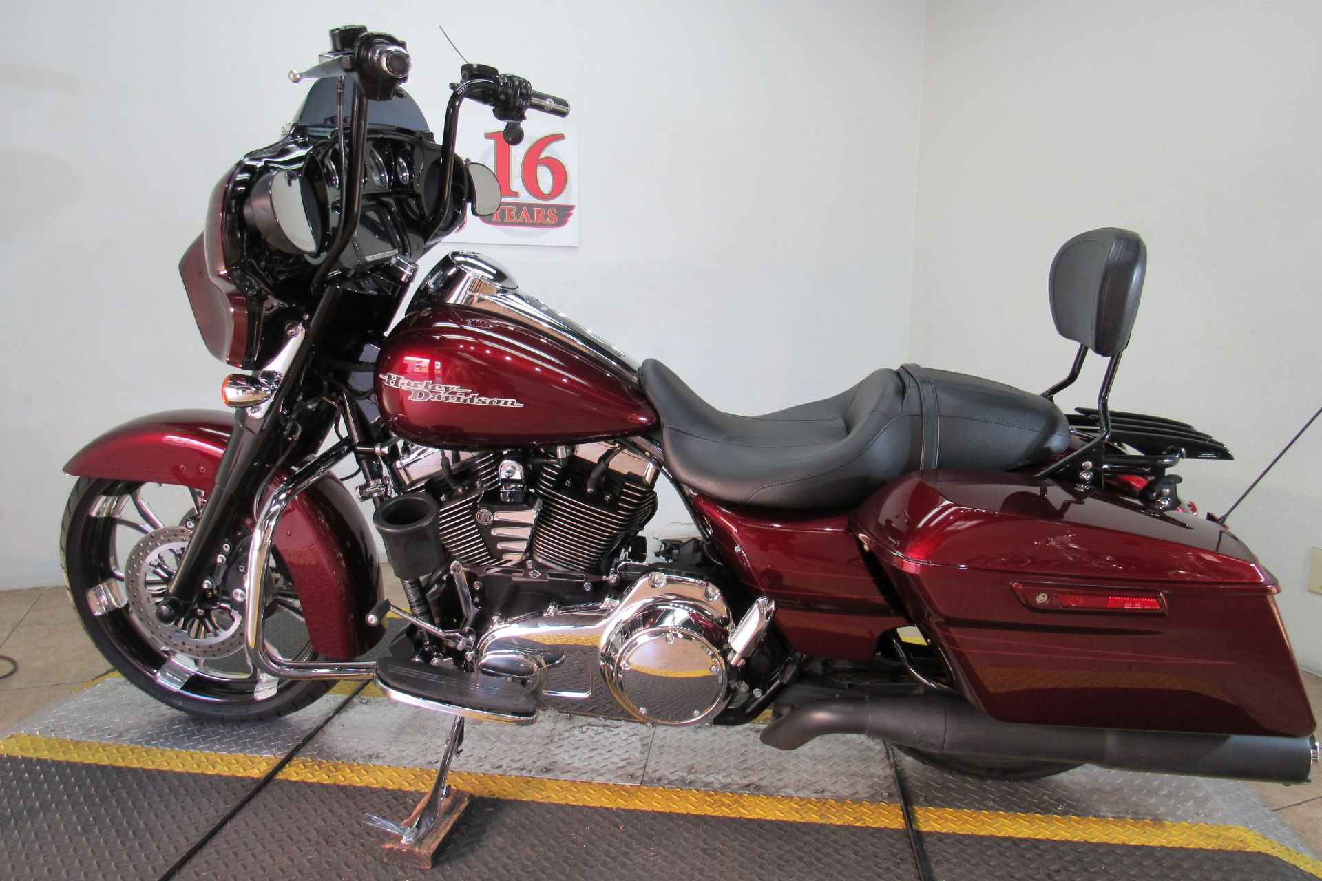 2014 Harley-Davidson Street Glide® Special in Temecula, California - Photo 33