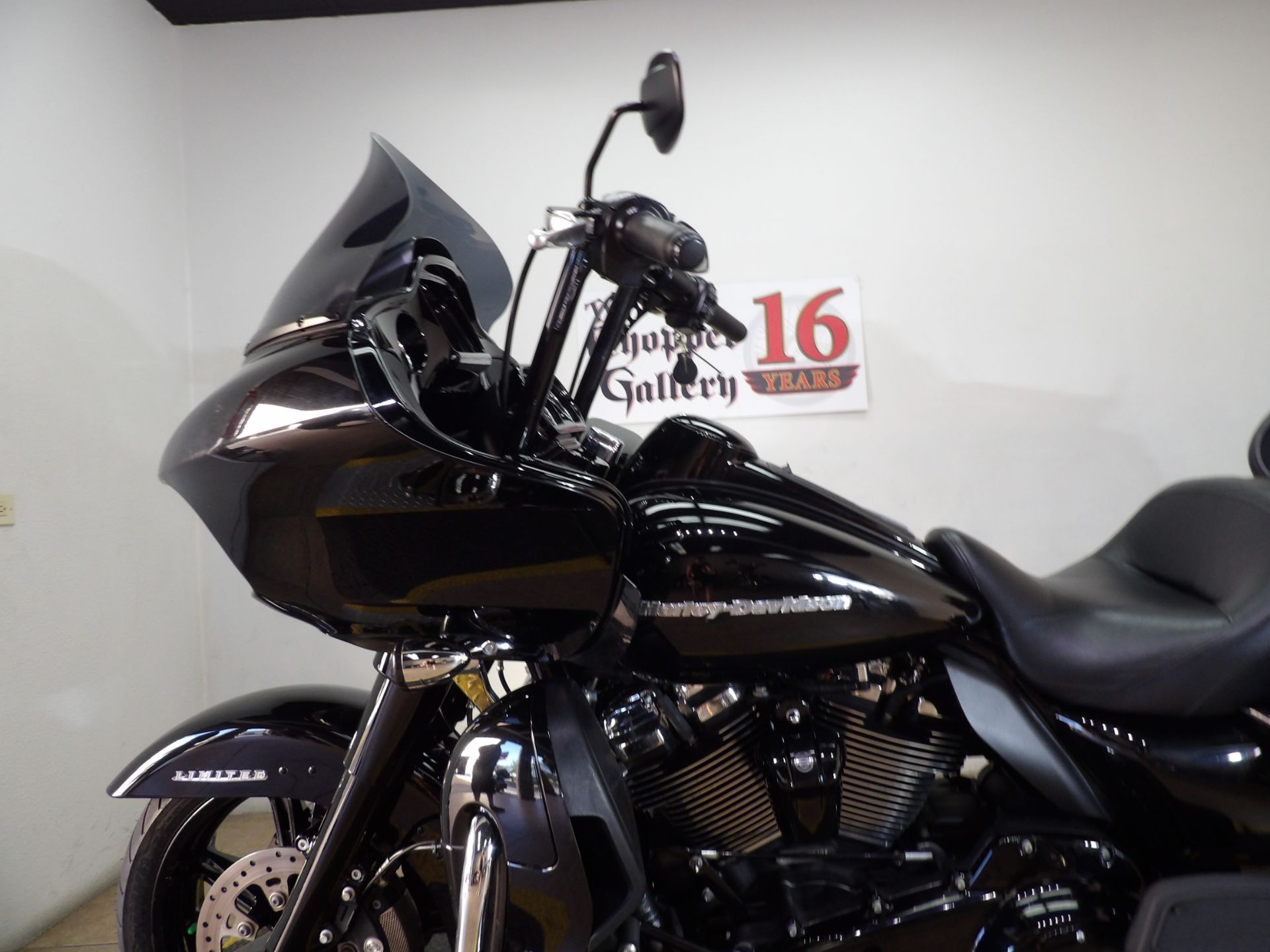2021 Harley-Davidson Road Glide® Limited in Temecula, California - Photo 10