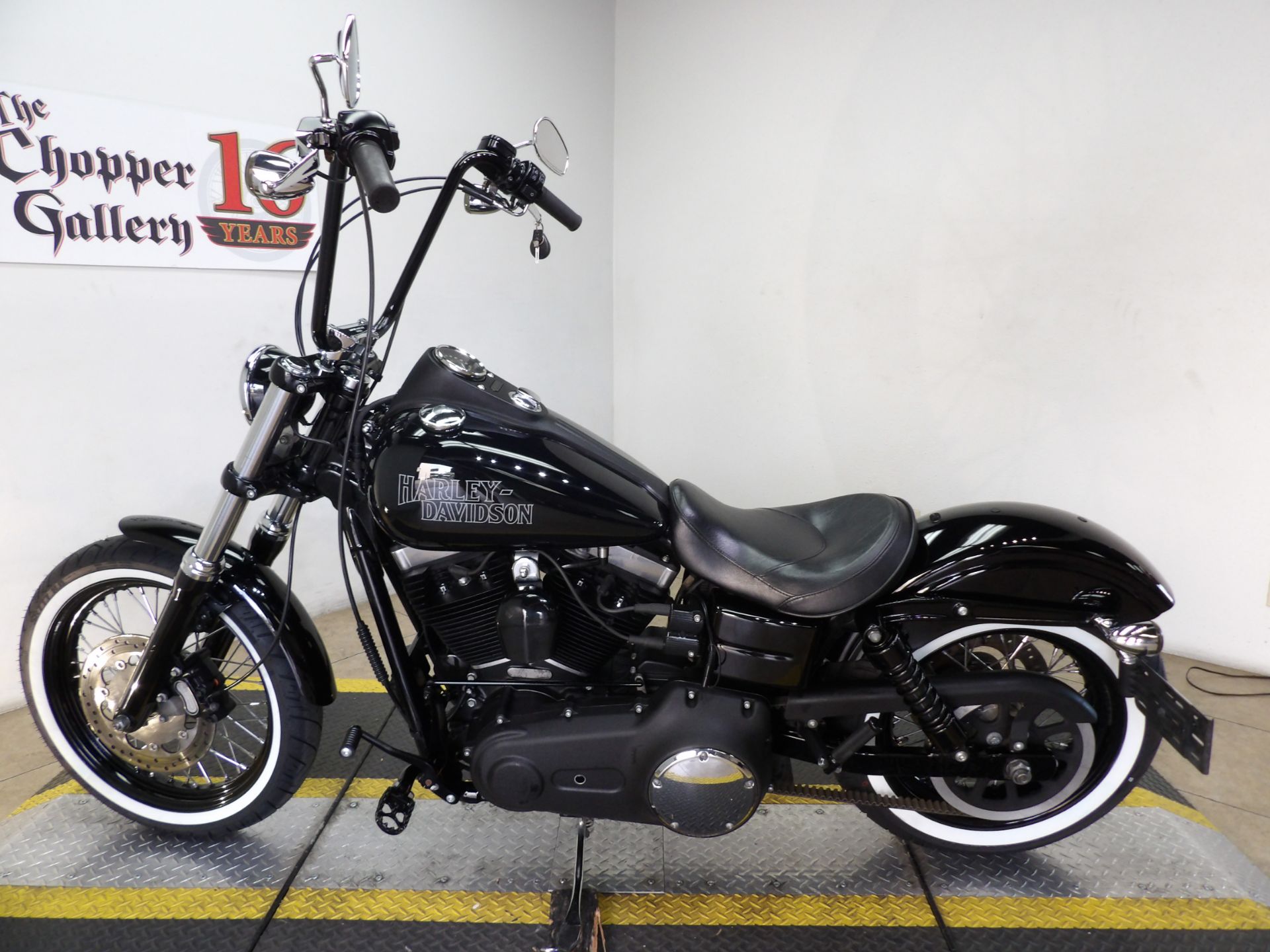 2016 Harley-Davidson Street Bob® in Temecula, California - Photo 2