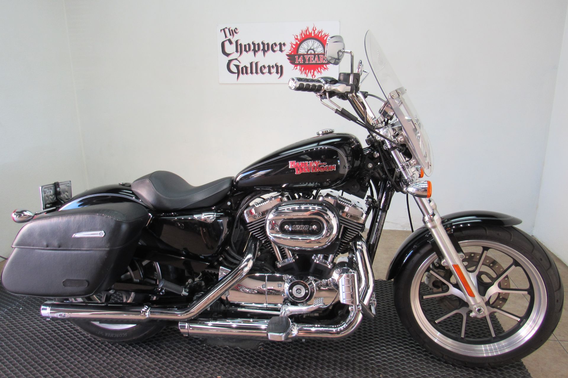 2015 Harley-Davidson SuperLow® 1200T in Temecula, California - Photo 3