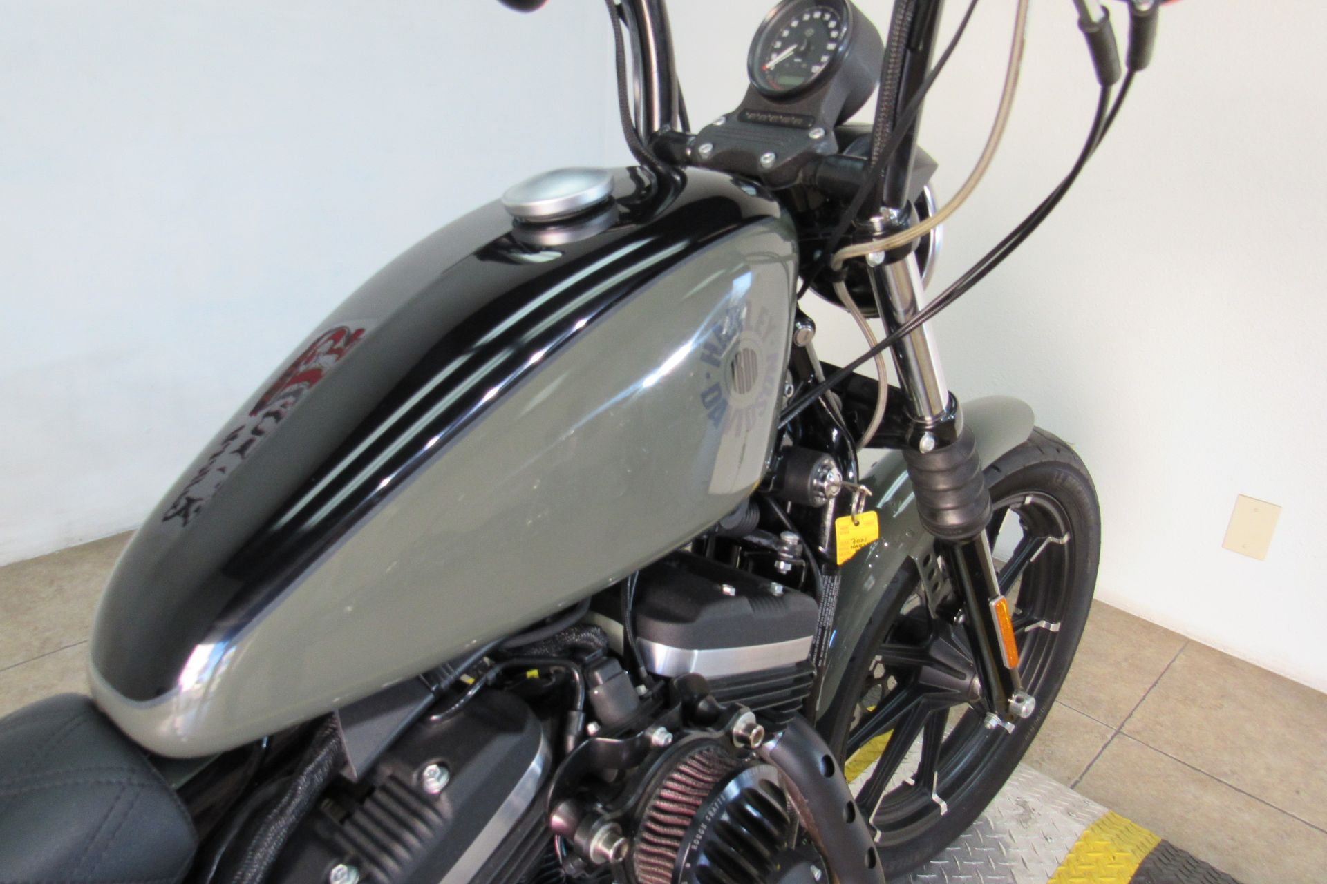 2021 Harley-Davidson Iron 883™ in Temecula, California - Photo 25