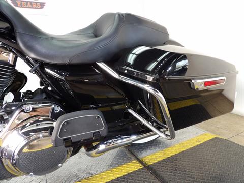 2016 Harley-Davidson Road King® in Temecula, California - Photo 16