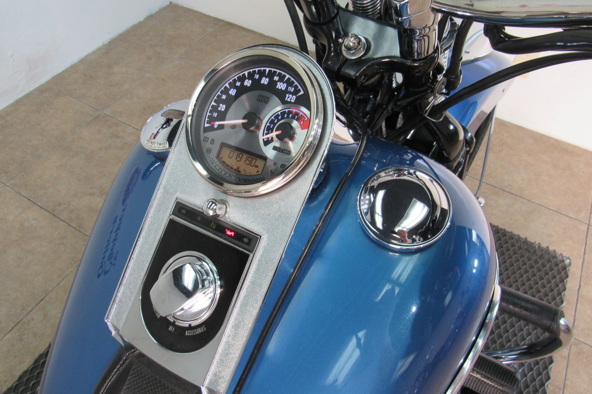 2005 Harley-Davidson FLSTSC/FLSTSCI Softail® Springer® Classic in Temecula, California - Photo 22