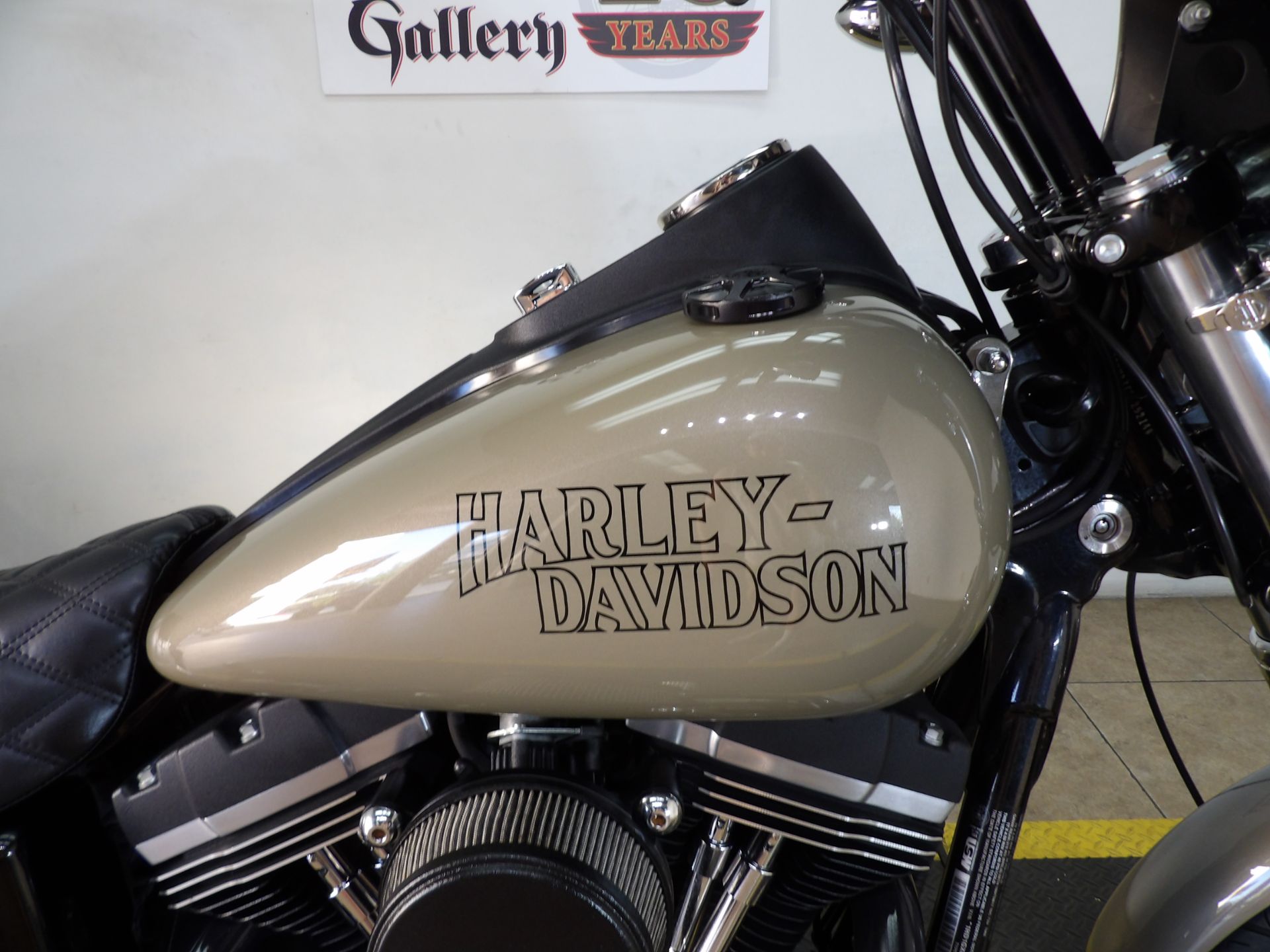 2014 Harley-Davidson Dyna® Street Bob® in Temecula, California - Photo 11