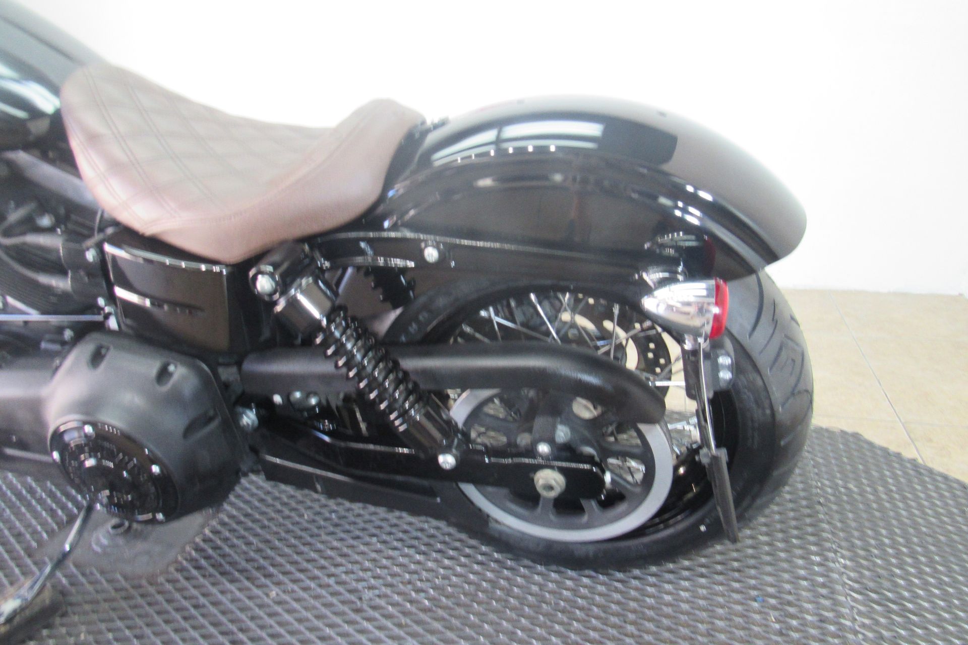 2014 Harley-Davidson Dyna® Street Bob® in Temecula, California - Photo 24