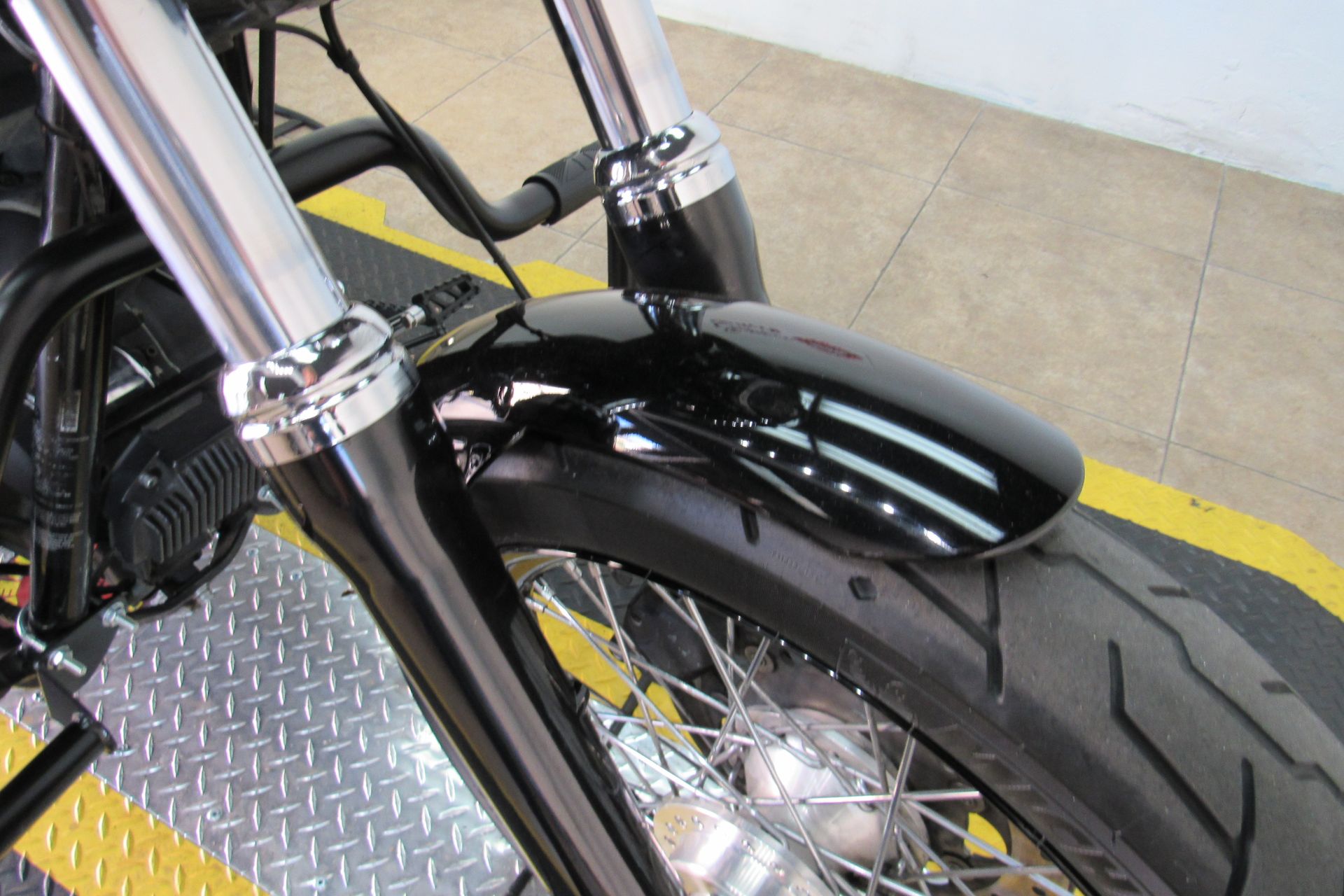 2014 Harley-Davidson Dyna® Street Bob® in Temecula, California - Photo 21