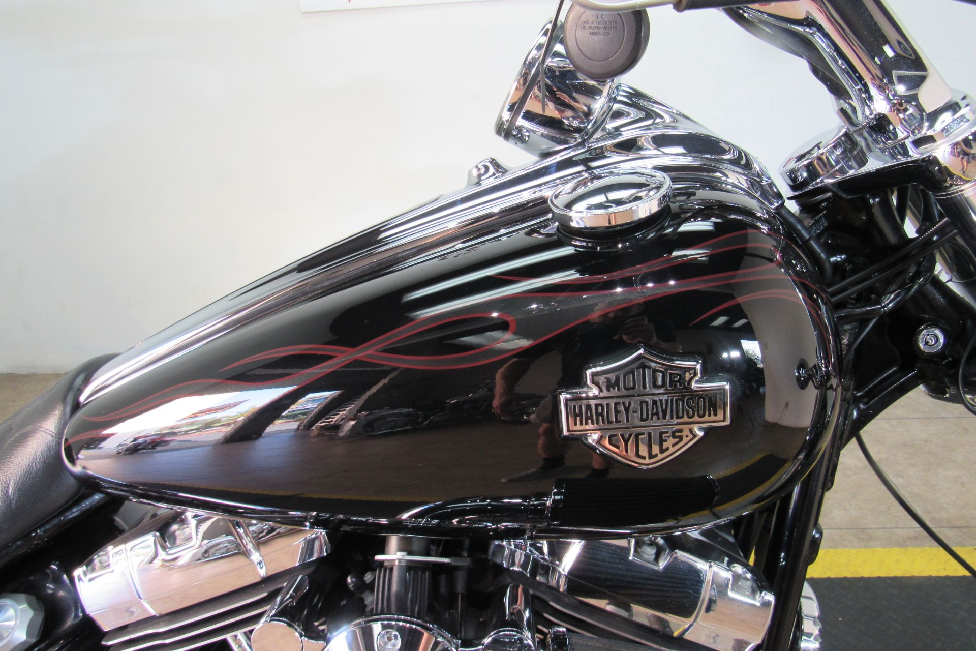 2009 Harley-Davidson Softail® Rocker™ C in Temecula, California - Photo 11