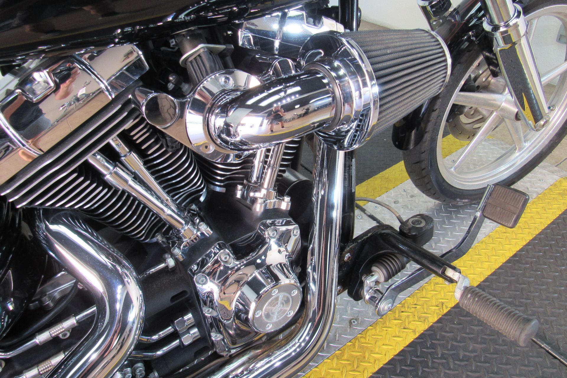 2009 Harley-Davidson Softail® Rocker™ C in Temecula, California - Photo 16