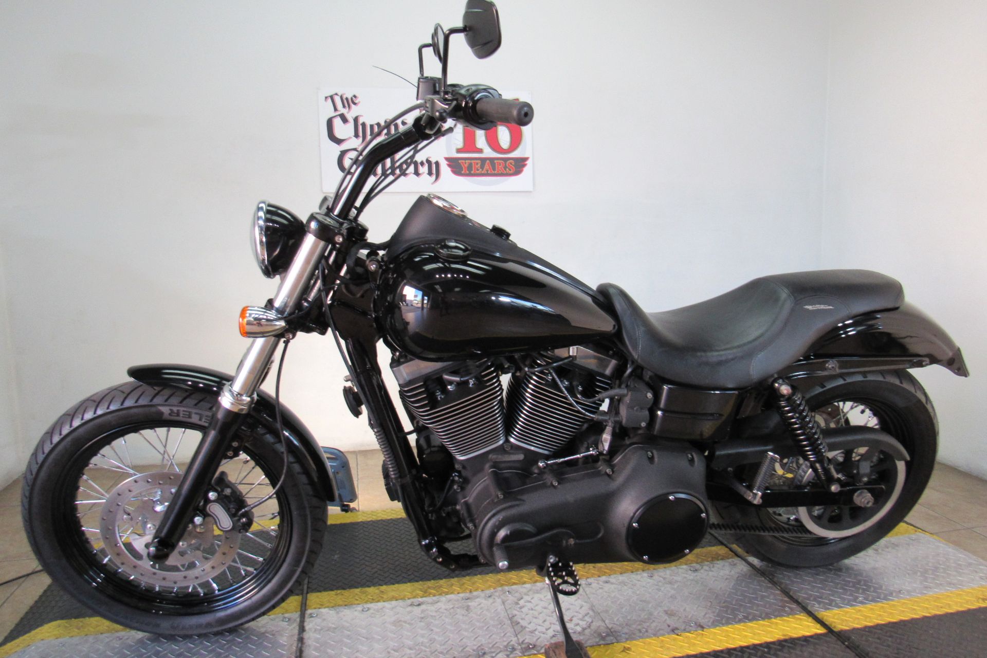 2014 Harley-Davidson Dyna® Street Bob® in Temecula, California - Photo 6