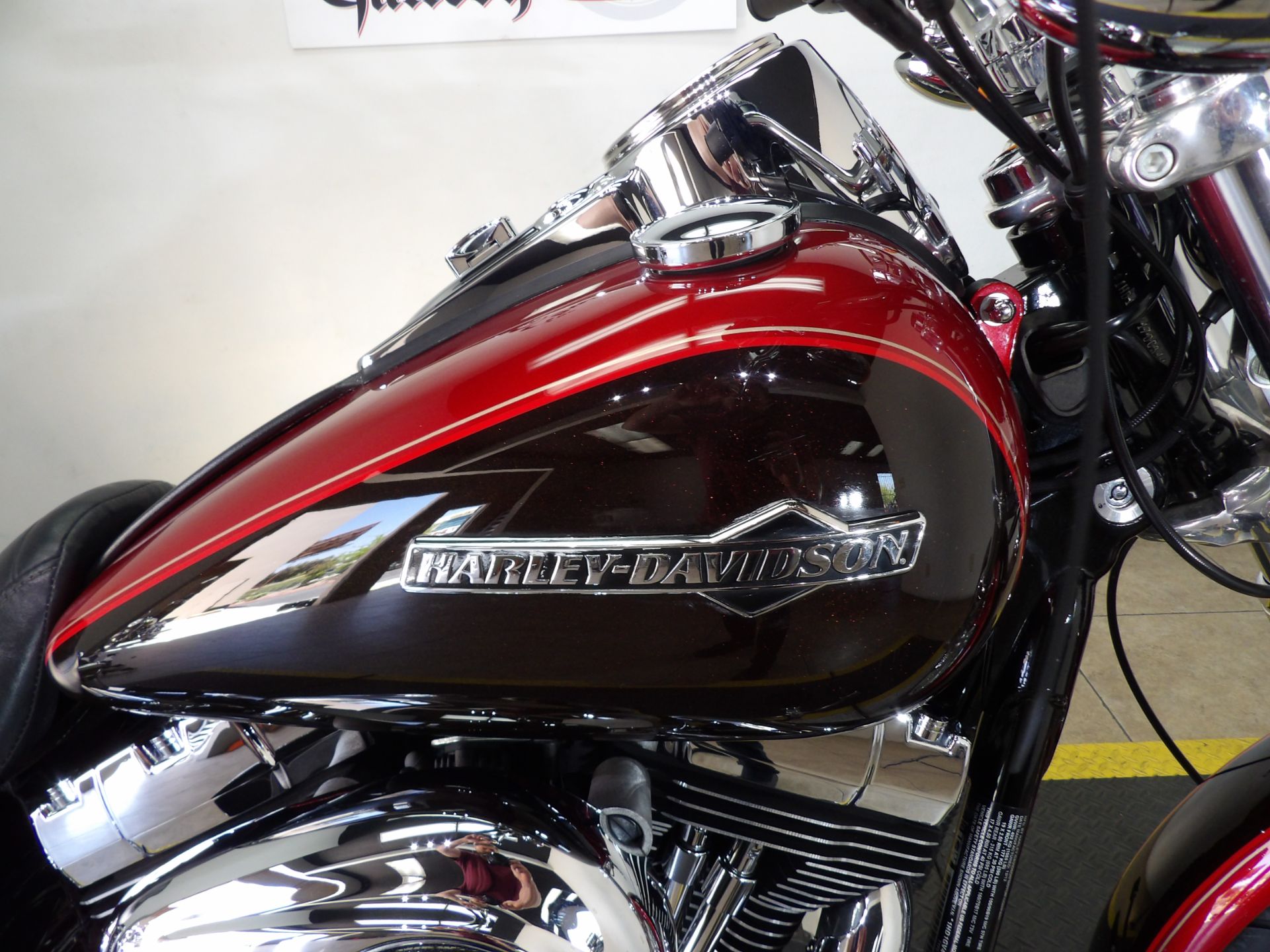 2013 Harley-Davidson Dyna® Super Glide® Custom in Temecula, California - Photo 11