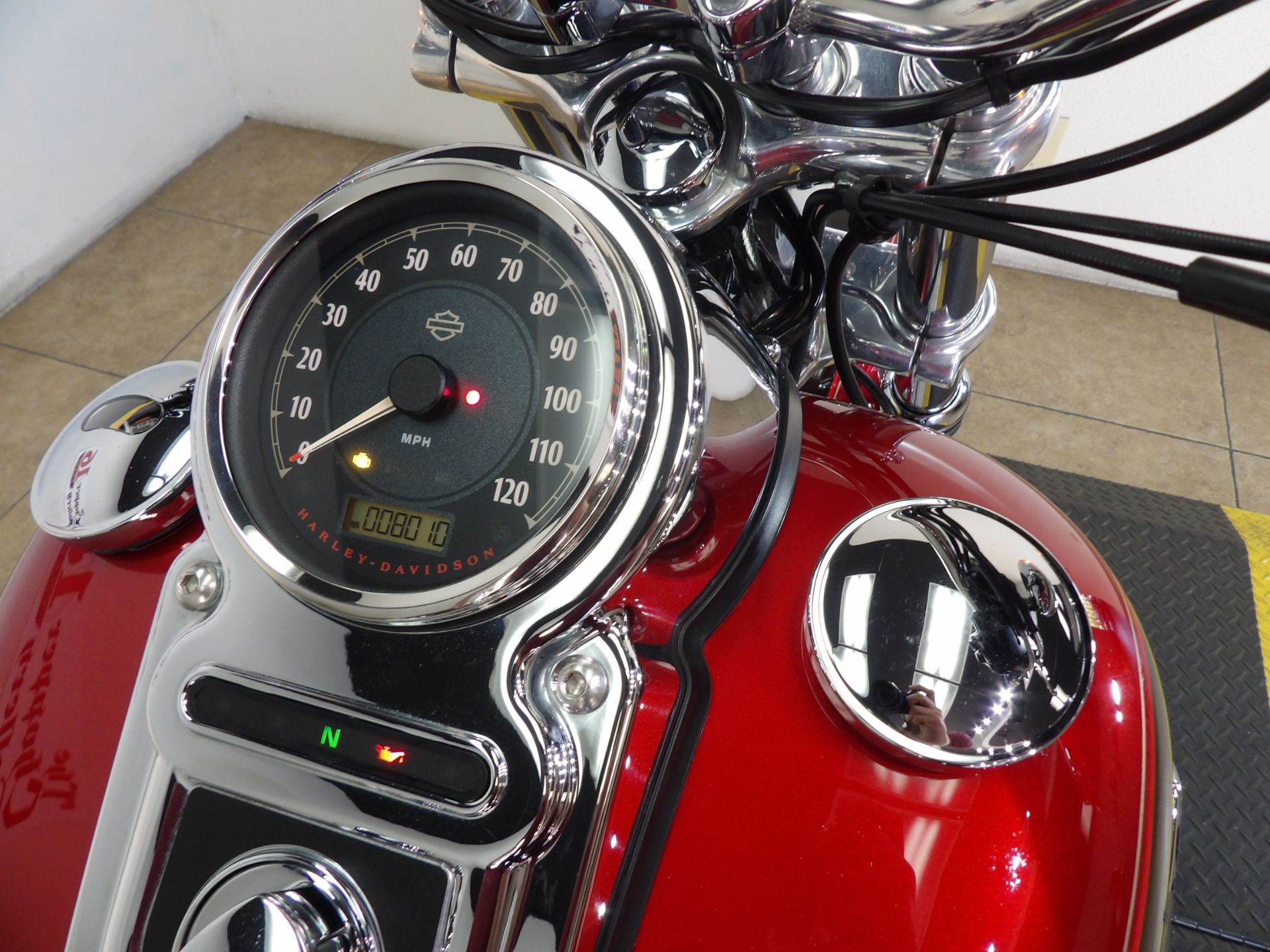 2013 Harley-Davidson Dyna® Super Glide® Custom in Temecula, California - Photo 26
