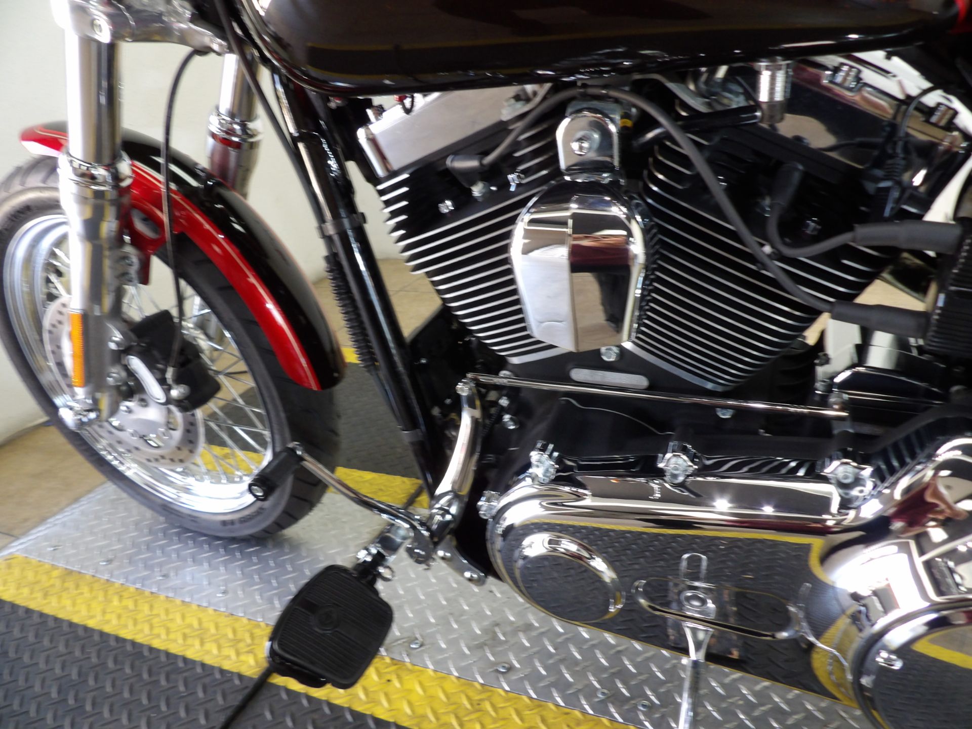 2013 Harley-Davidson Dyna® Super Glide® Custom in Temecula, California - Photo 18