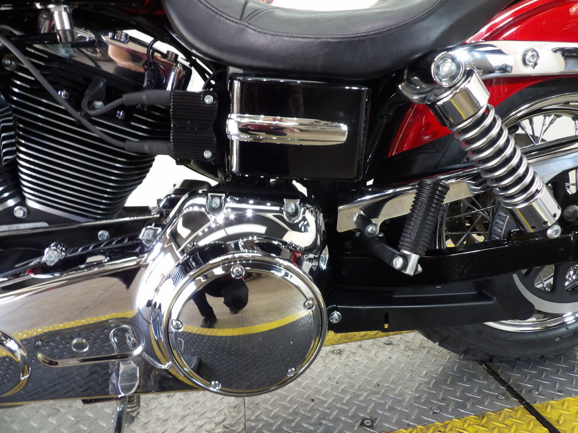 2013 Harley-Davidson Dyna® Super Glide® Custom in Temecula, California - Photo 16