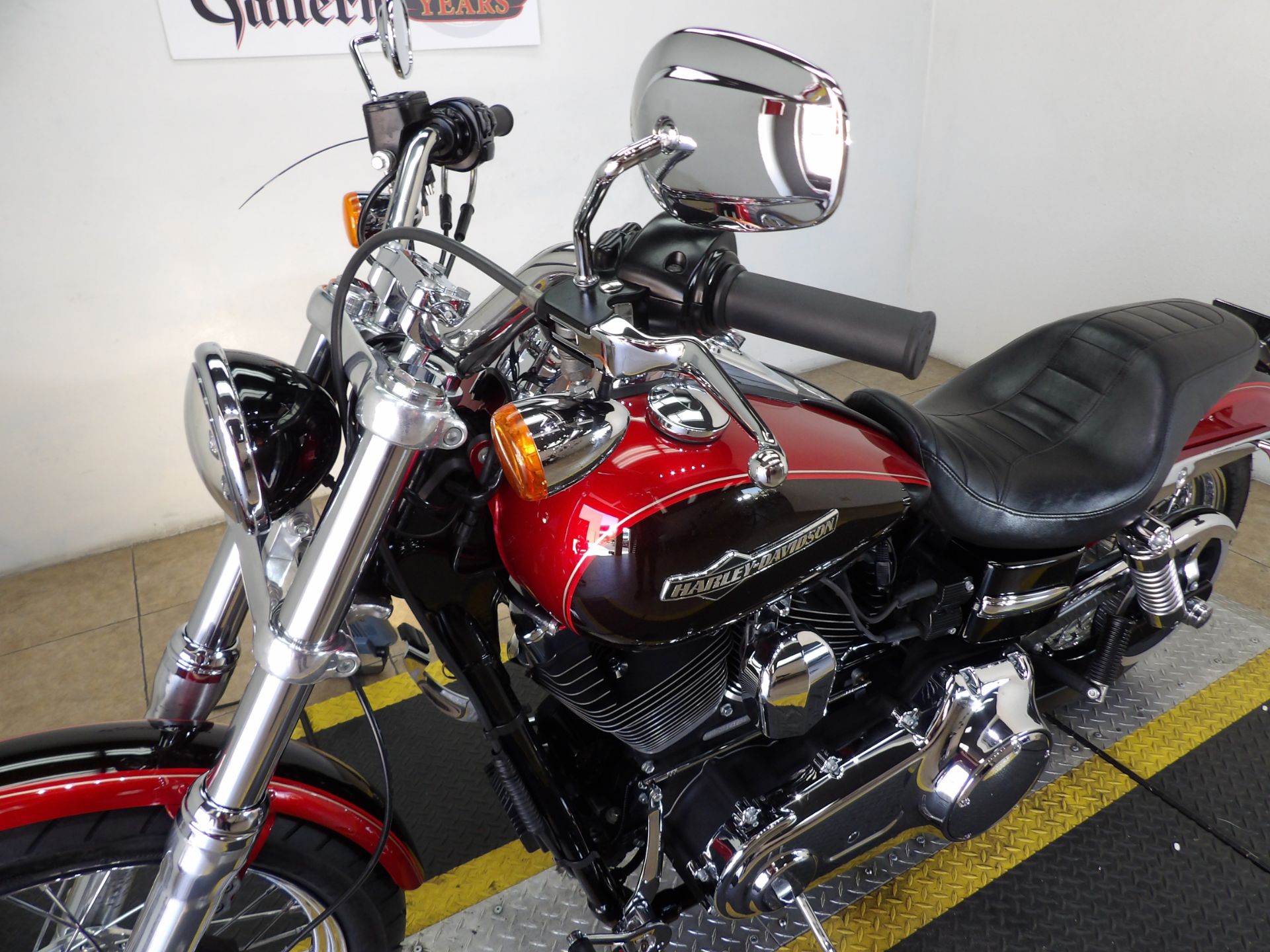 2013 Harley-Davidson Dyna® Super Glide® Custom in Temecula, California - Photo 24