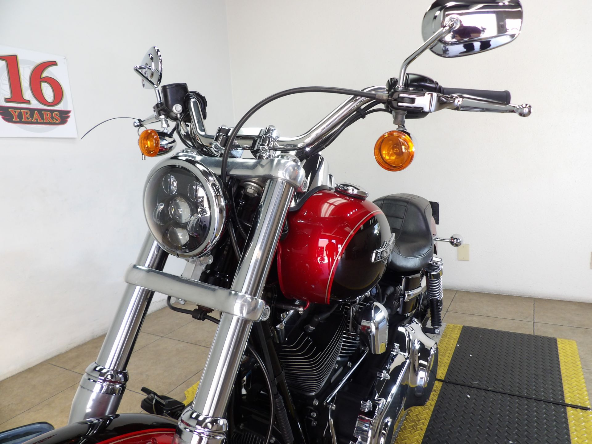2013 Harley-Davidson Dyna® Super Glide® Custom in Temecula, California - Photo 4
