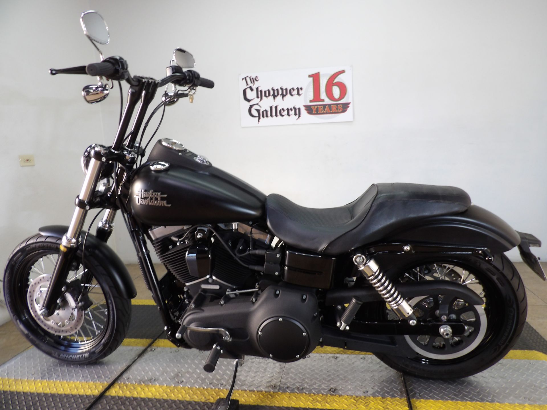 2013 Harley-Davidson Dyna® Street Bob® in Temecula, California - Photo 6