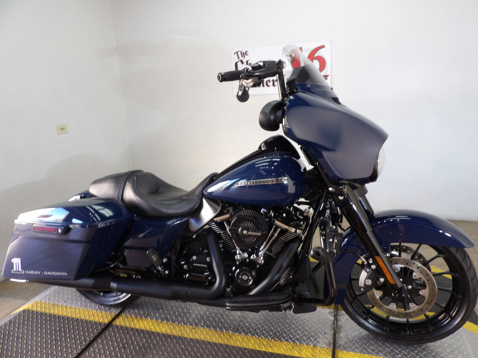 2019 Harley-Davidson Street Glide® Special in Temecula, California - Photo 5