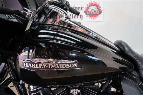 2019 Harley-Davidson Electra Glide® Ultra Classic® in Temecula, California - Photo 8