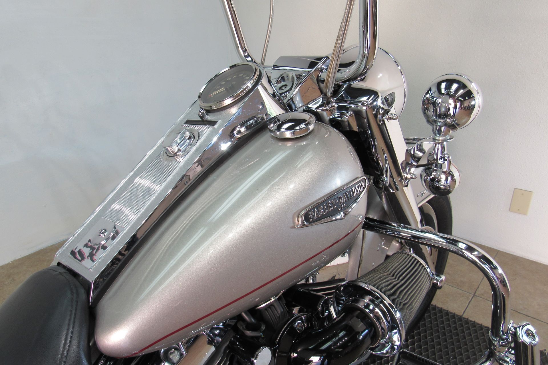 2007 Harley-Davidson FLHRC Road King® Classic in Temecula, California - Photo 27