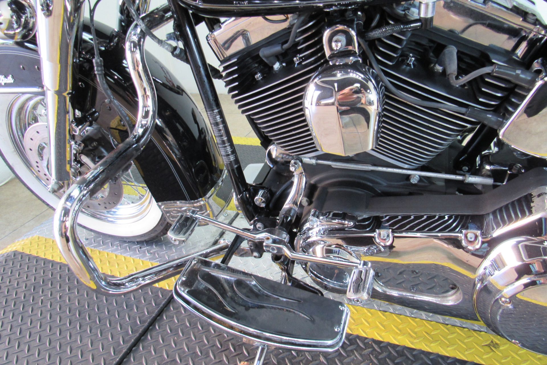 2006 Harley-Davidson Heritage Softail® Classic in Temecula, California - Photo 16