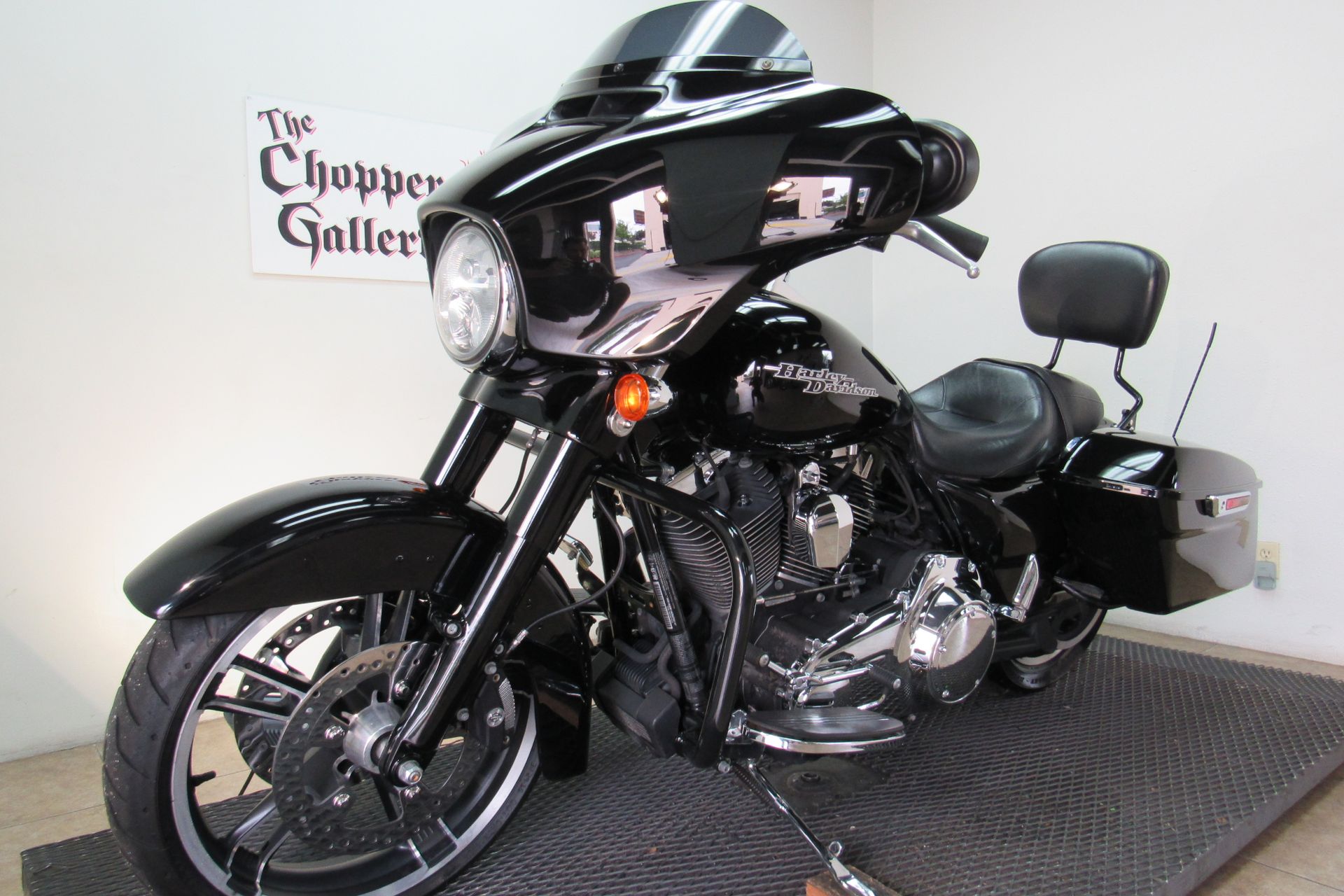 2014 Harley-Davidson Street Glide® in Temecula, California - Photo 33