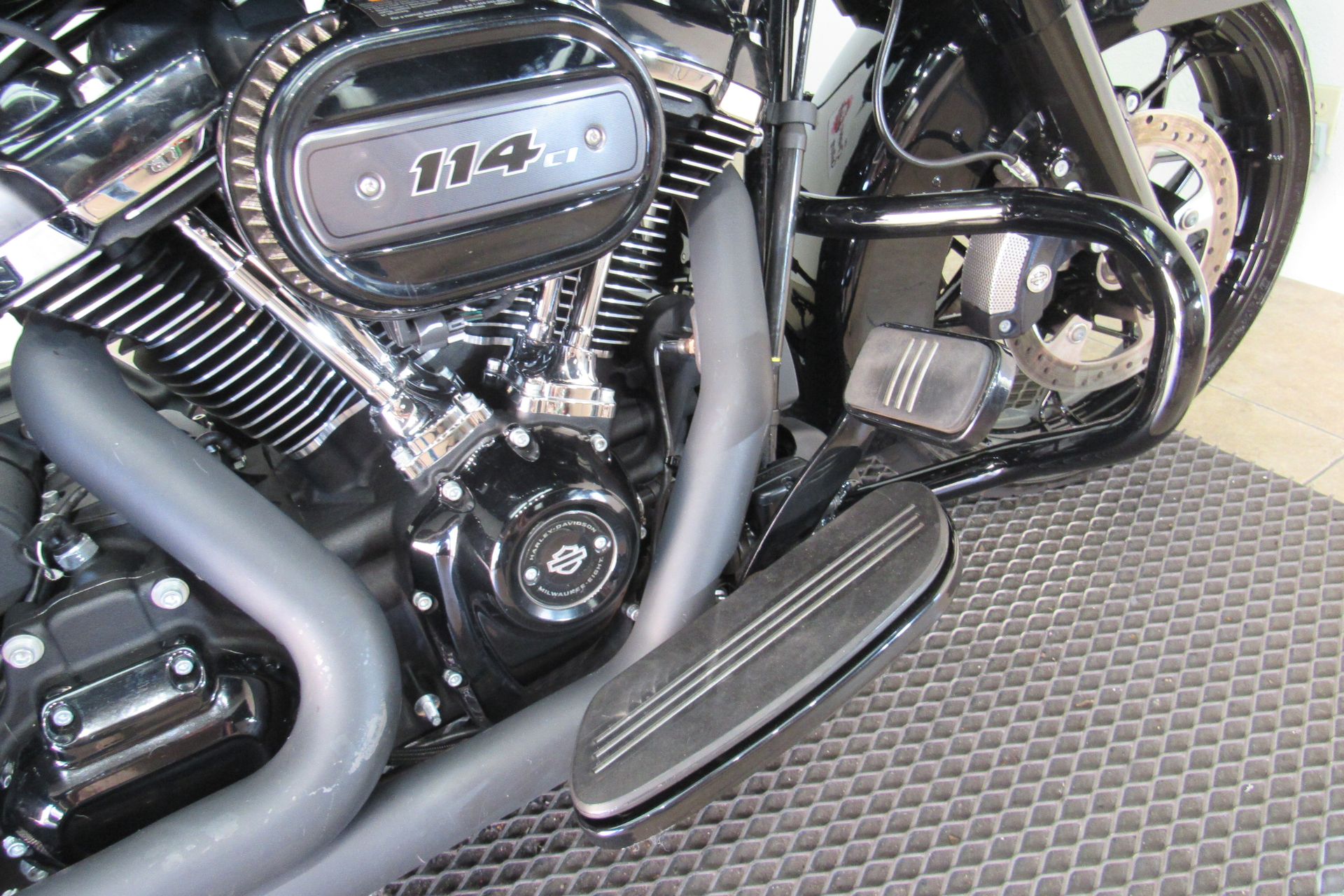 2021 Harley-Davidson Road Glide® Special in Temecula, California - Photo 13