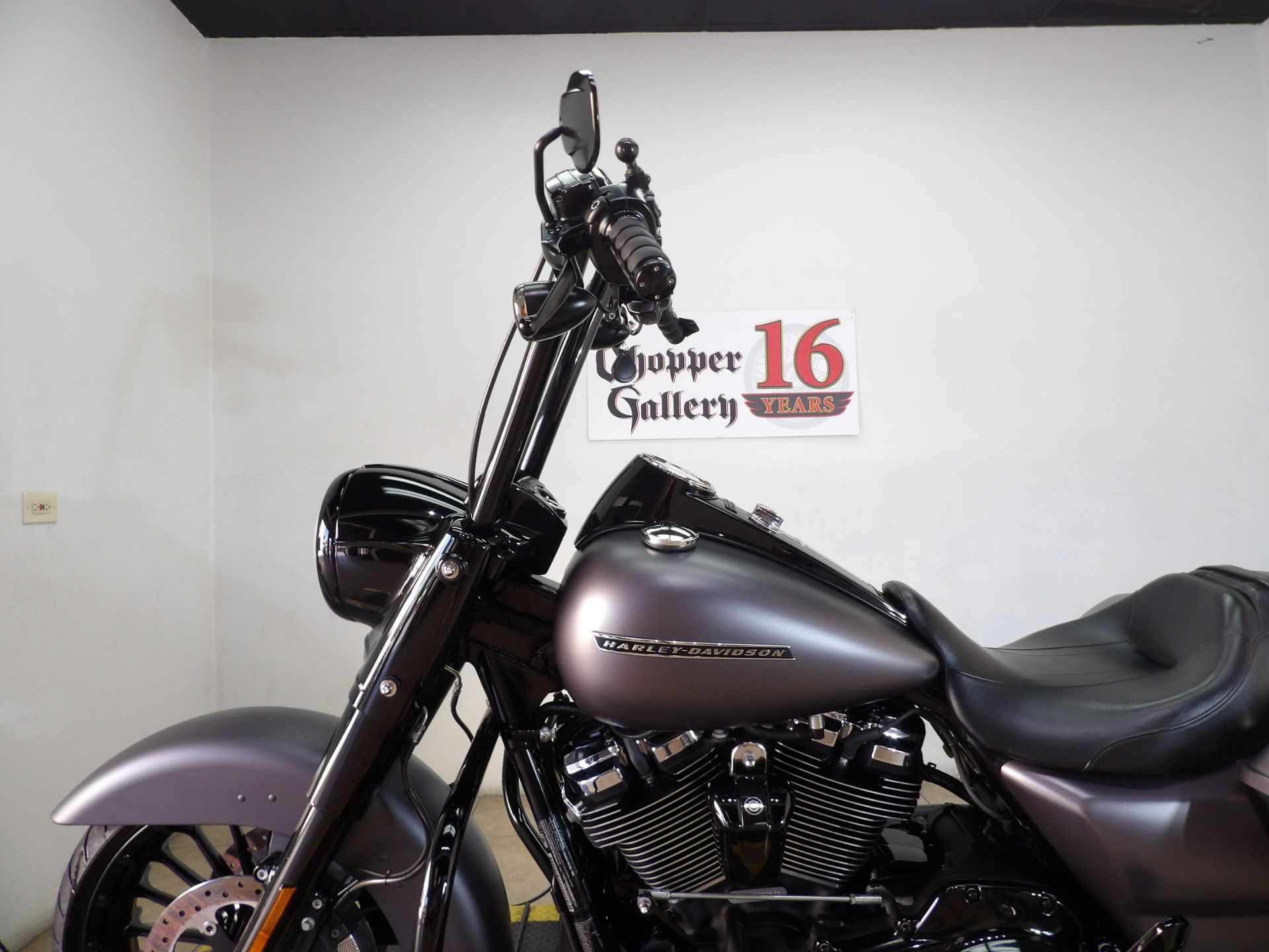2017 Harley-Davidson Road King® Special in Temecula, California - Photo 10