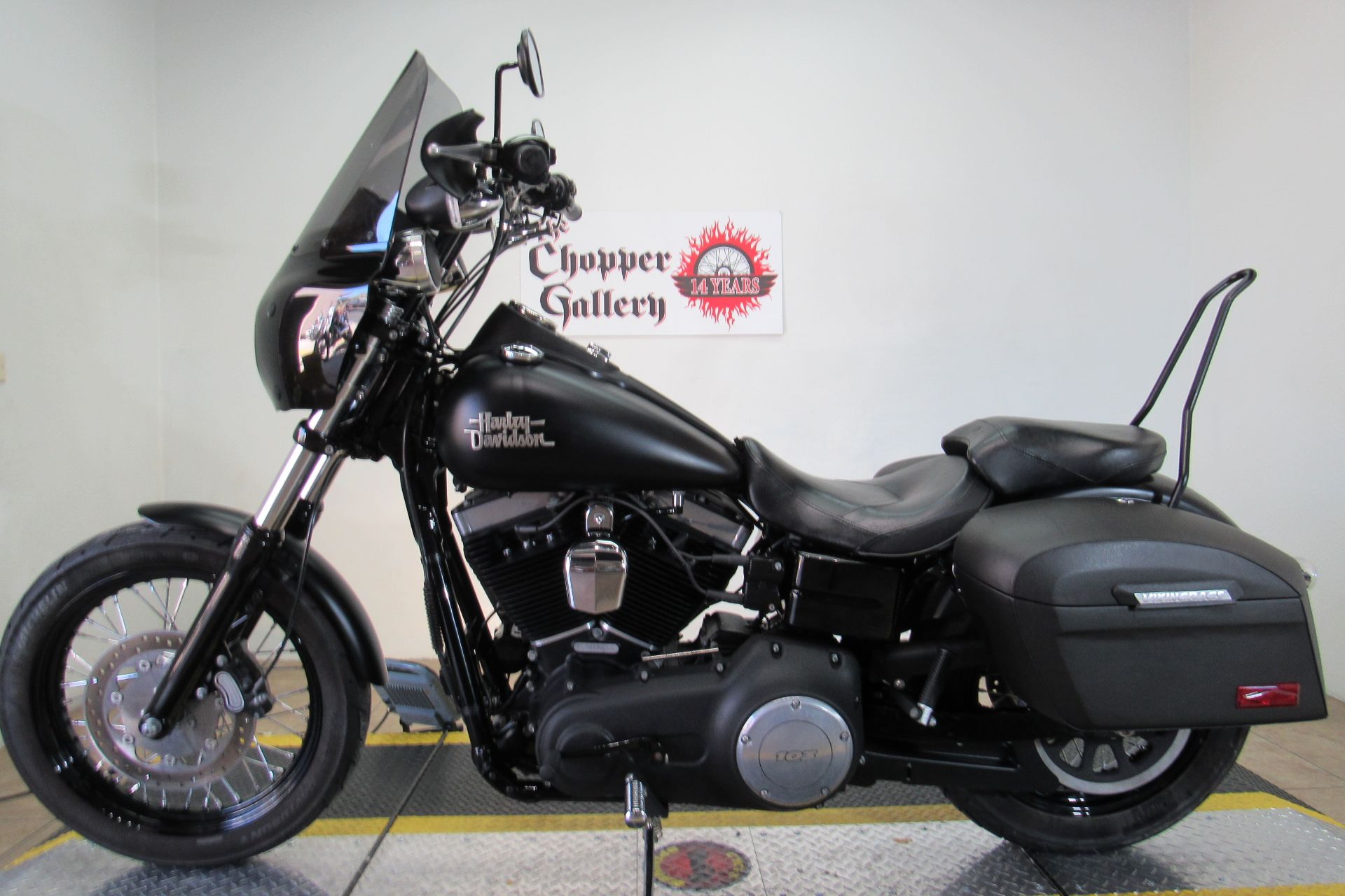 2014 Harley-Davidson Dyna® Street Bob® in Temecula, California - Photo 2