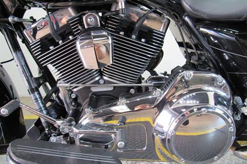 2016 Harley-Davidson Street Glide® Special in Temecula, California - Photo 12