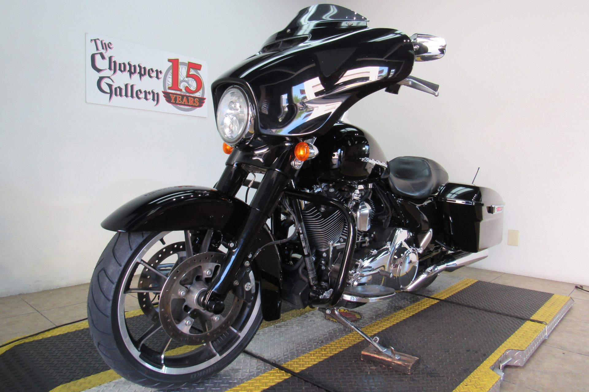 2016 Harley-Davidson Street Glide® Special in Temecula, California - Photo 37
