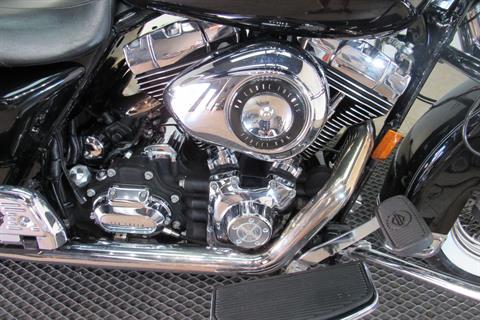 2008 Harley-Davidson Road King® Classic in Temecula, California - Photo 7