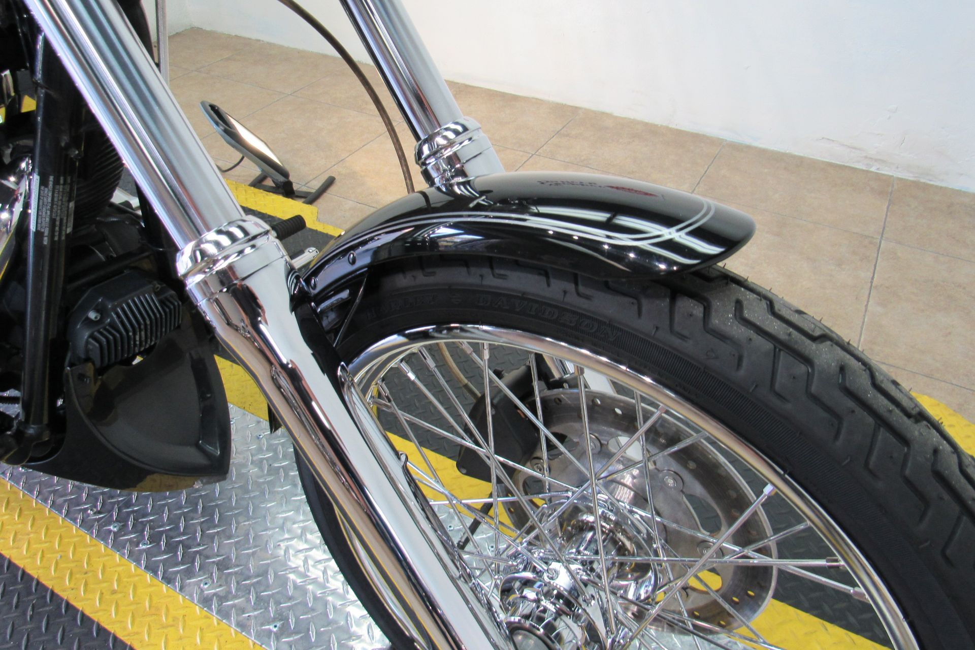 2007 Harley-Davidson Dyna® Wide Glide® in Temecula, California - Photo 20