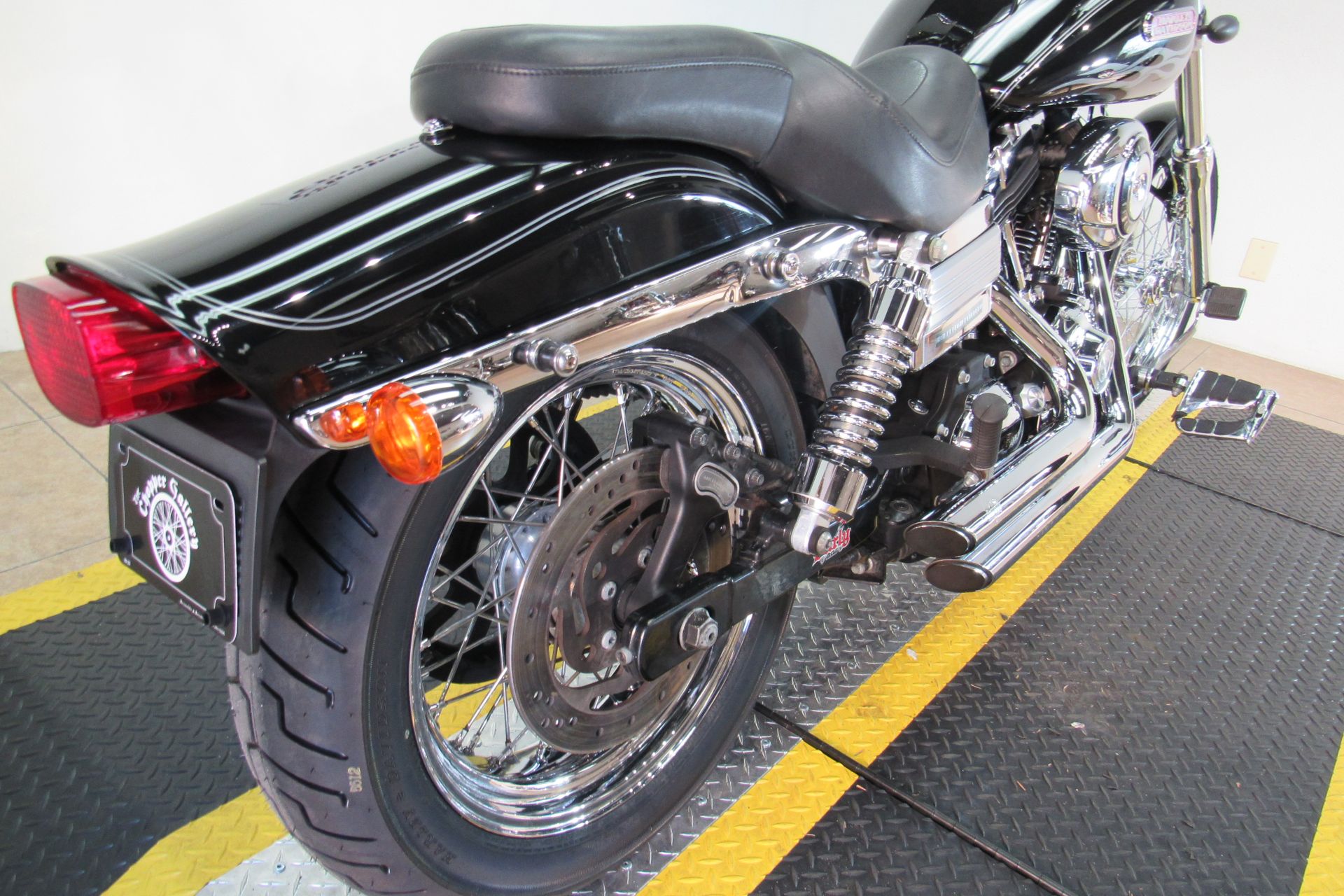 2007 Harley-Davidson Dyna® Wide Glide® in Temecula, California - Photo 33