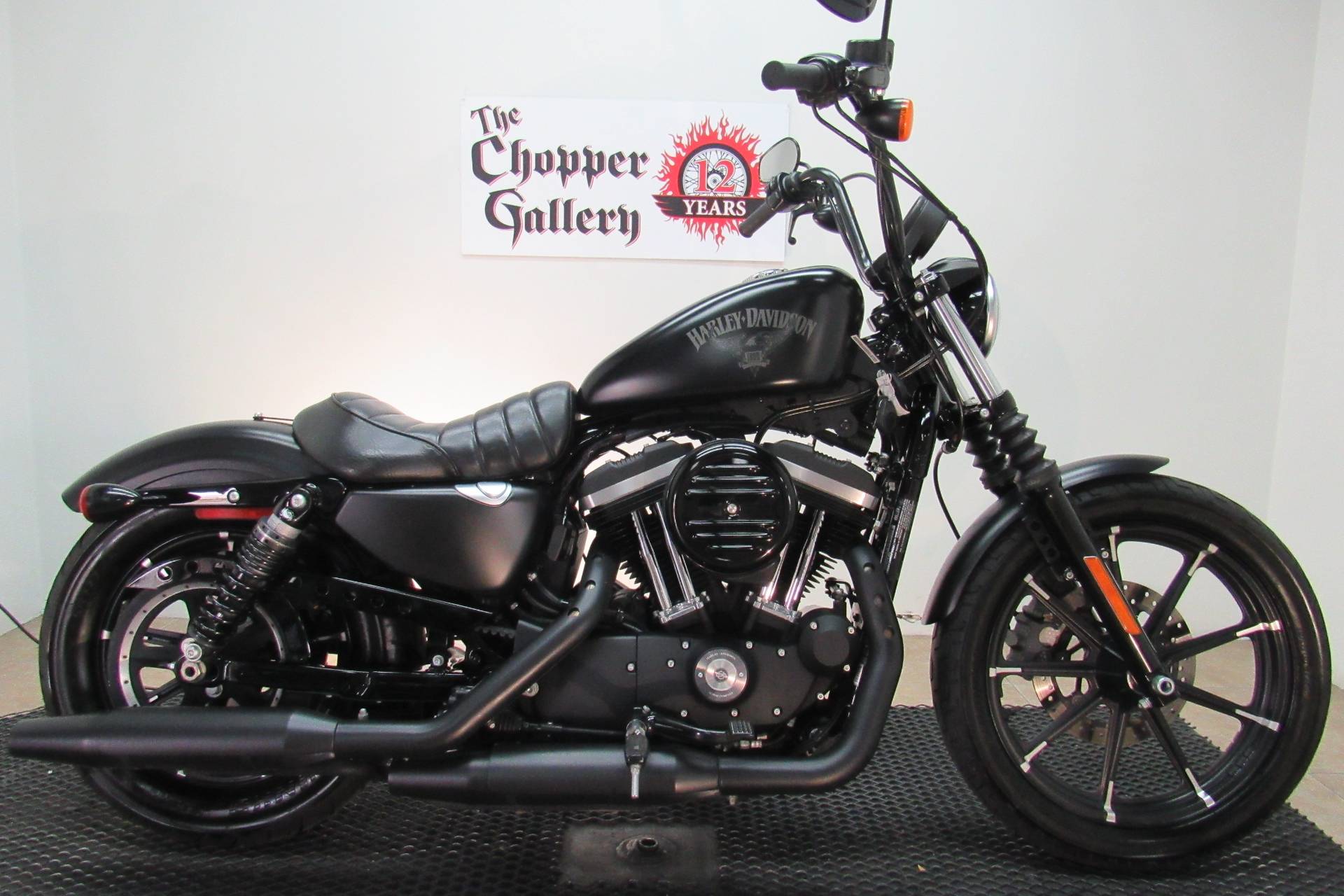 harley davidson 883 chopper