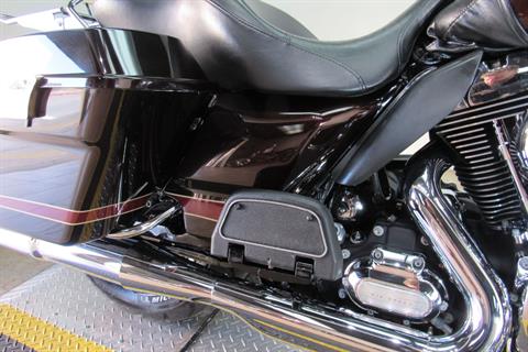 2011 Harley-Davidson Road Glide® Ultra in Temecula, California - Photo 13