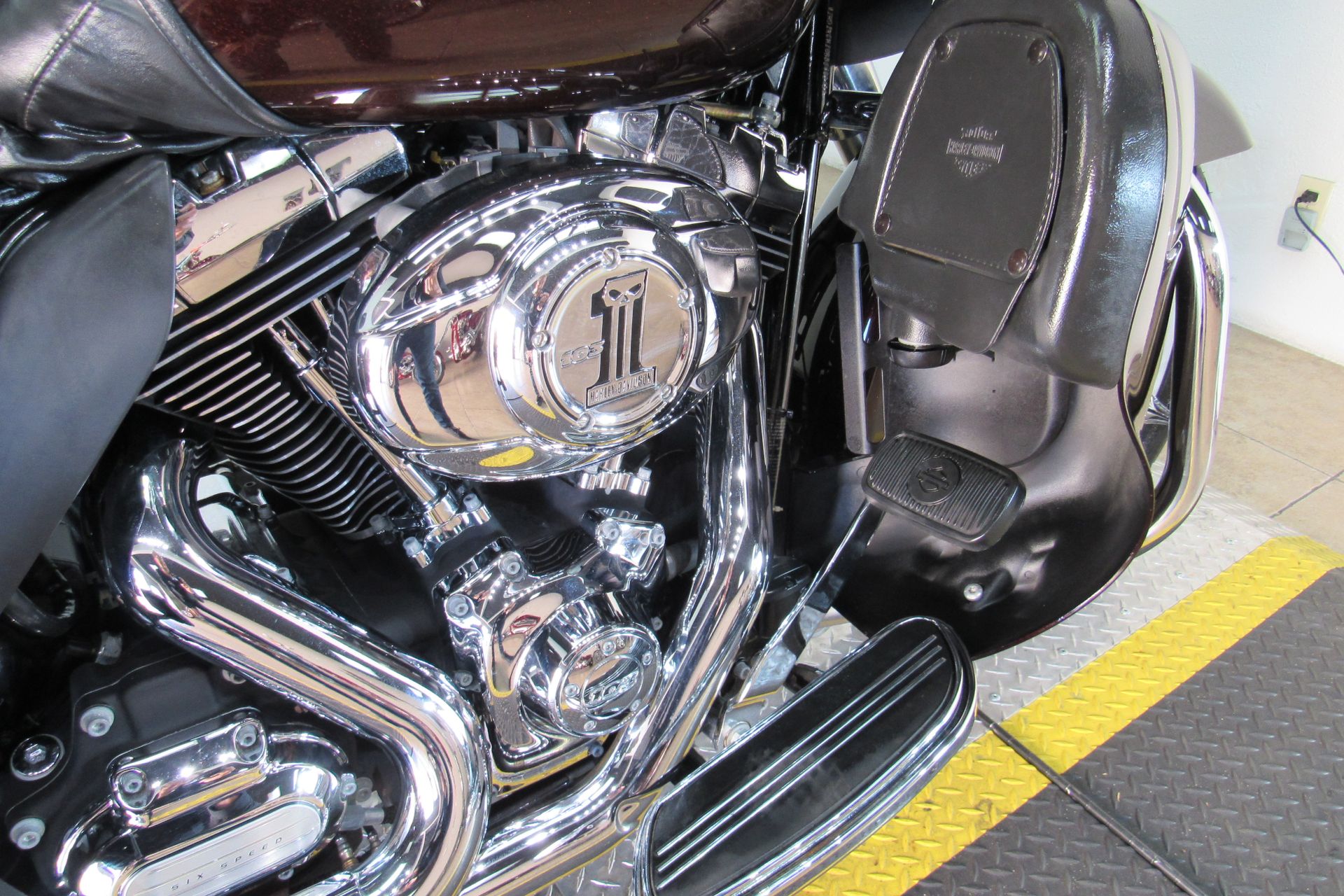 2011 Harley-Davidson Road Glide® Ultra in Temecula, California - Photo 15