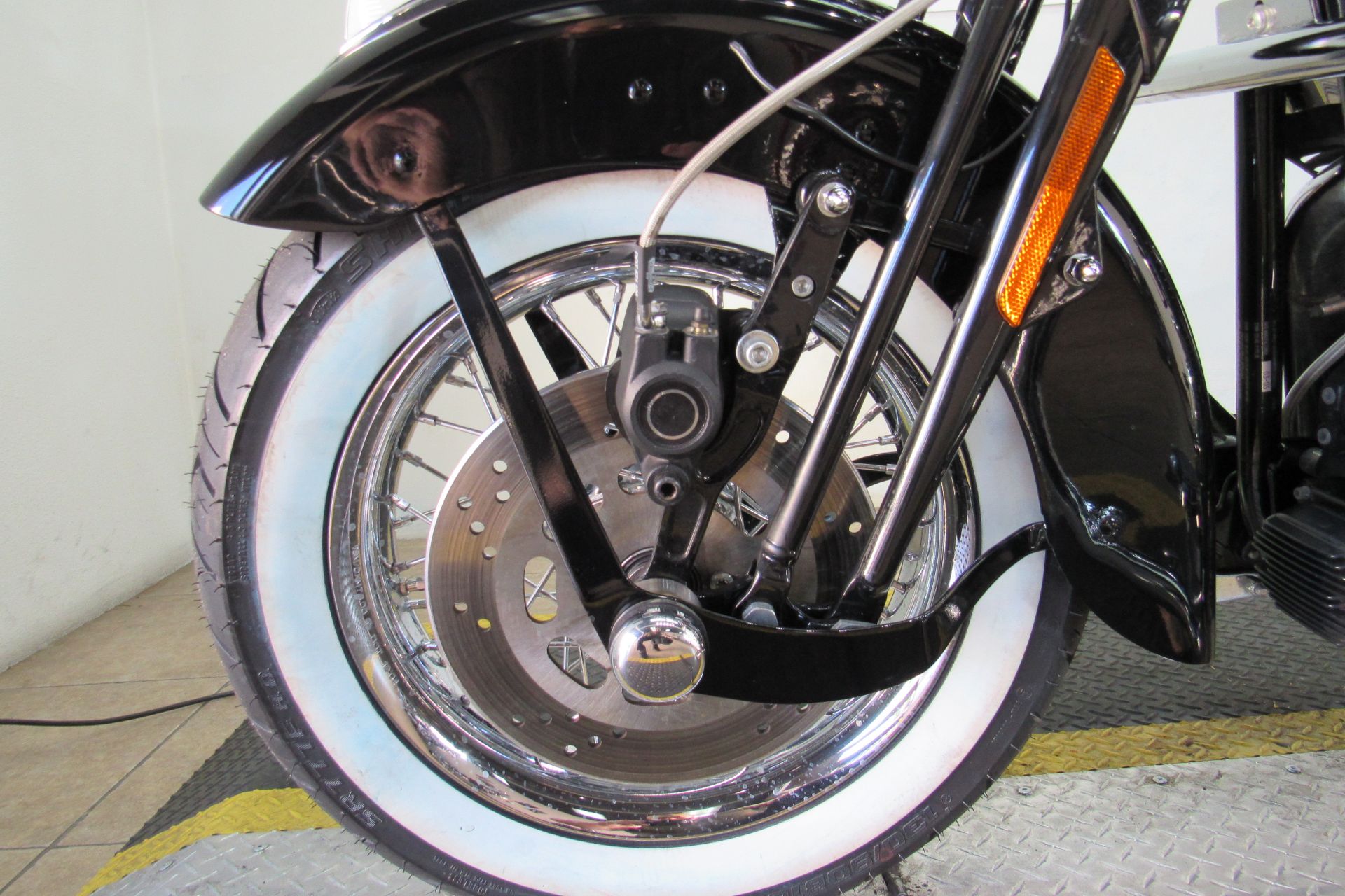 2005 Harley-Davidson FLSTSC/FLSTSCI Softail® Springer® Classic in Temecula, California - Photo 20