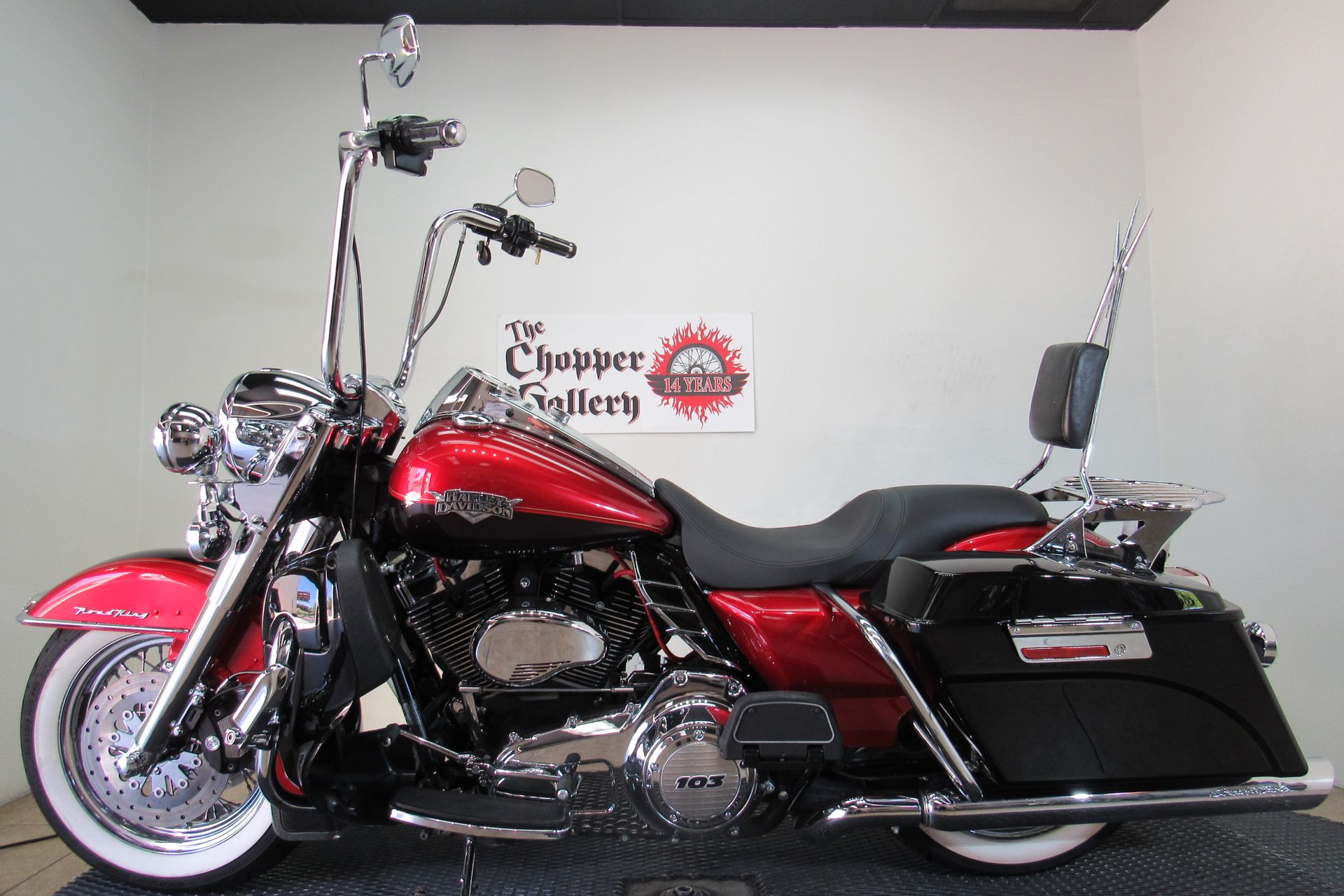 2013 Harley-Davidson Road King® Classic in Temecula, California - Photo 2