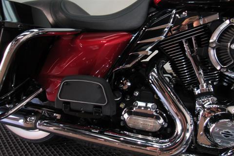 2013 Harley-Davidson Road King® Classic in Temecula, California - Photo 13