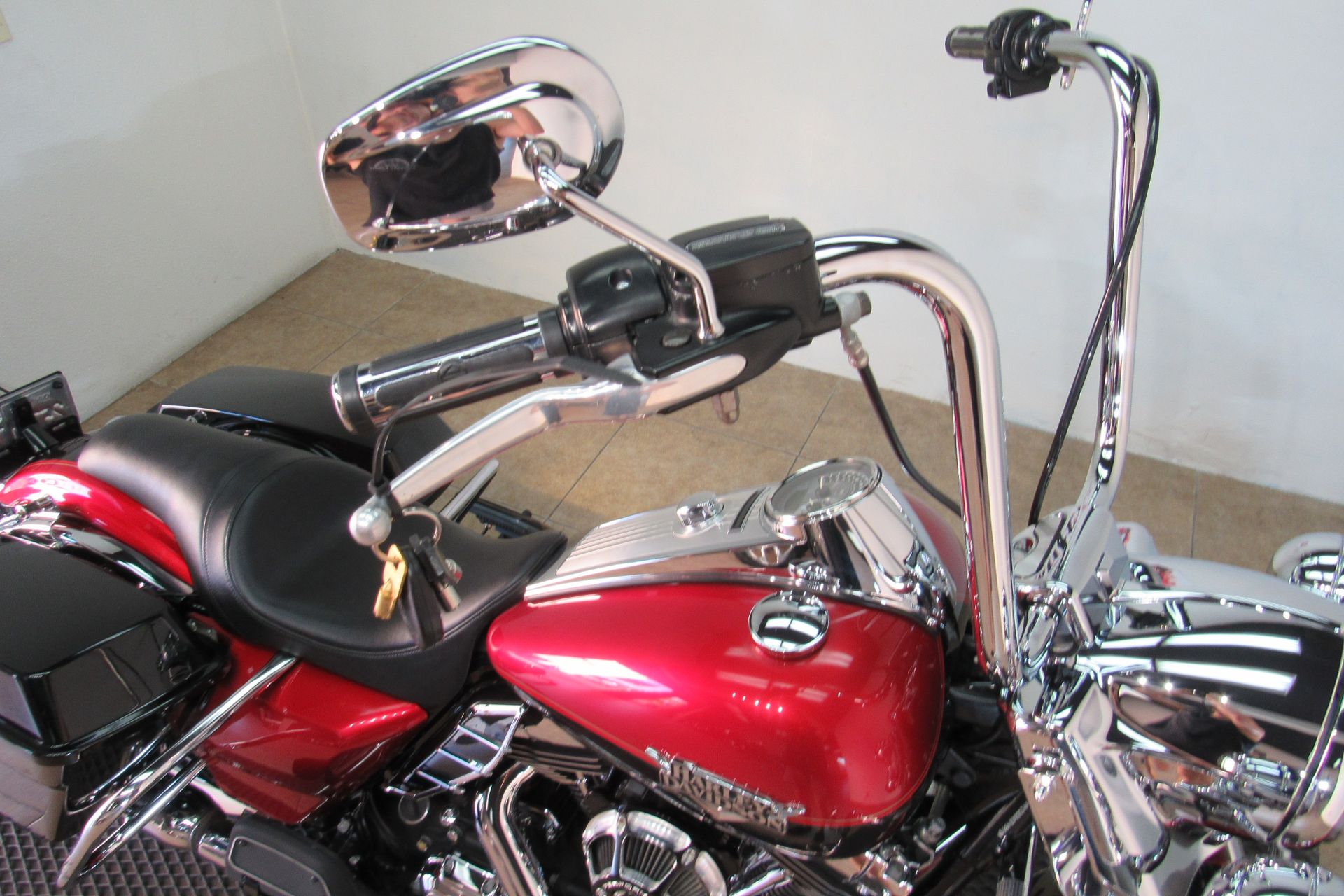 2013 Harley-Davidson Road King® Classic in Temecula, California - Photo 25