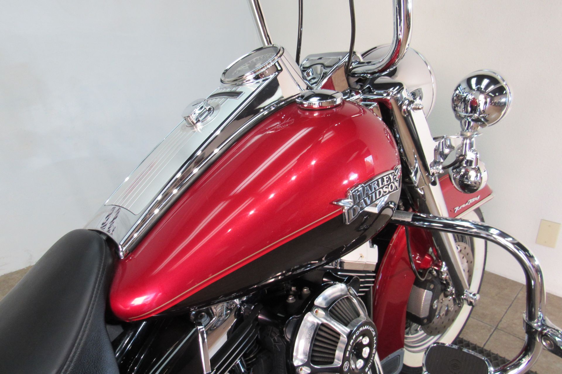 2013 Harley-Davidson Road King® Classic in Temecula, California - Photo 27