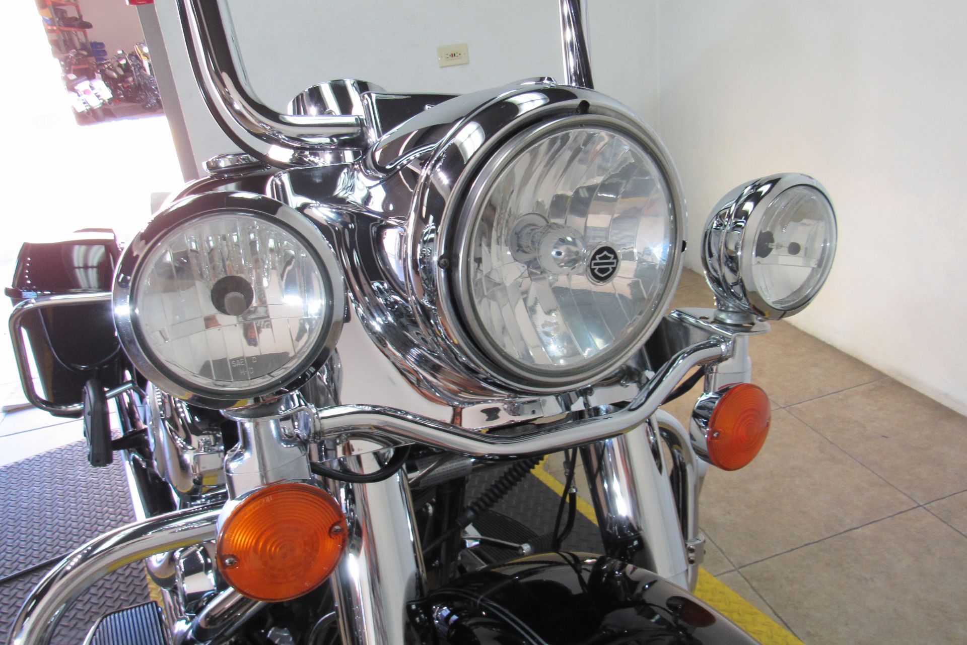 2010 Harley-Davidson Road King® Classic in Temecula, California - Photo 14