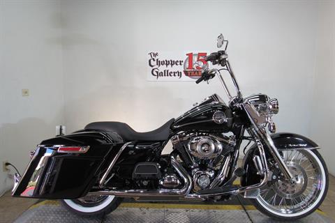 2010 Harley-Davidson Road King® Classic in Temecula, California - Photo 2